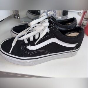 Old skool vans size 4 men’s 5.5 womens